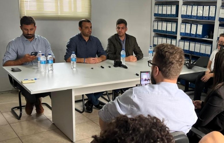 Prefeito de Garopaba esclarece operação que apura possíveis crimes contra administração pública; dois empresários de Imbituba também foram alvos de busca