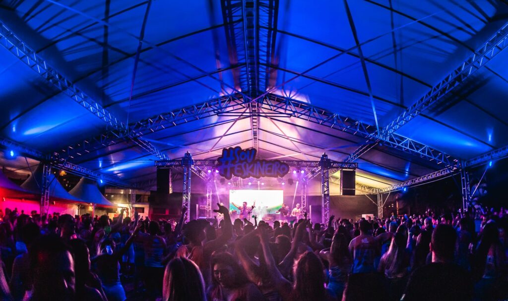 Bloco da Eskina já prepara a melhor festa de Carnaval de Imbituba e região; saiba como garantir ingressos e camarotes