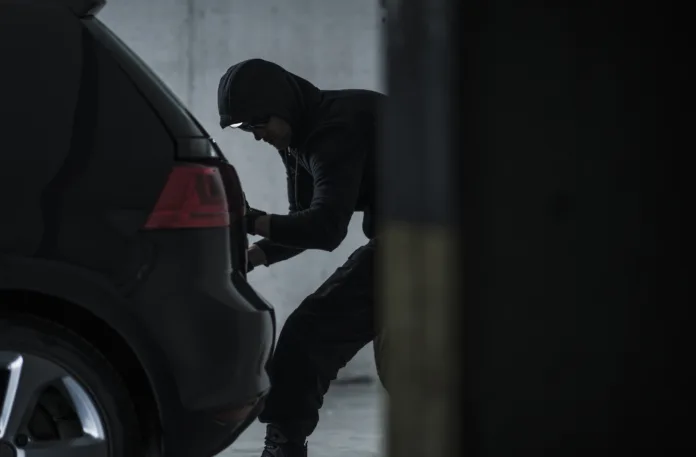 Carro é furtado no Mar Grosso, em Laguna, durante a noite de Carnaval dessa segunda-feira (3)