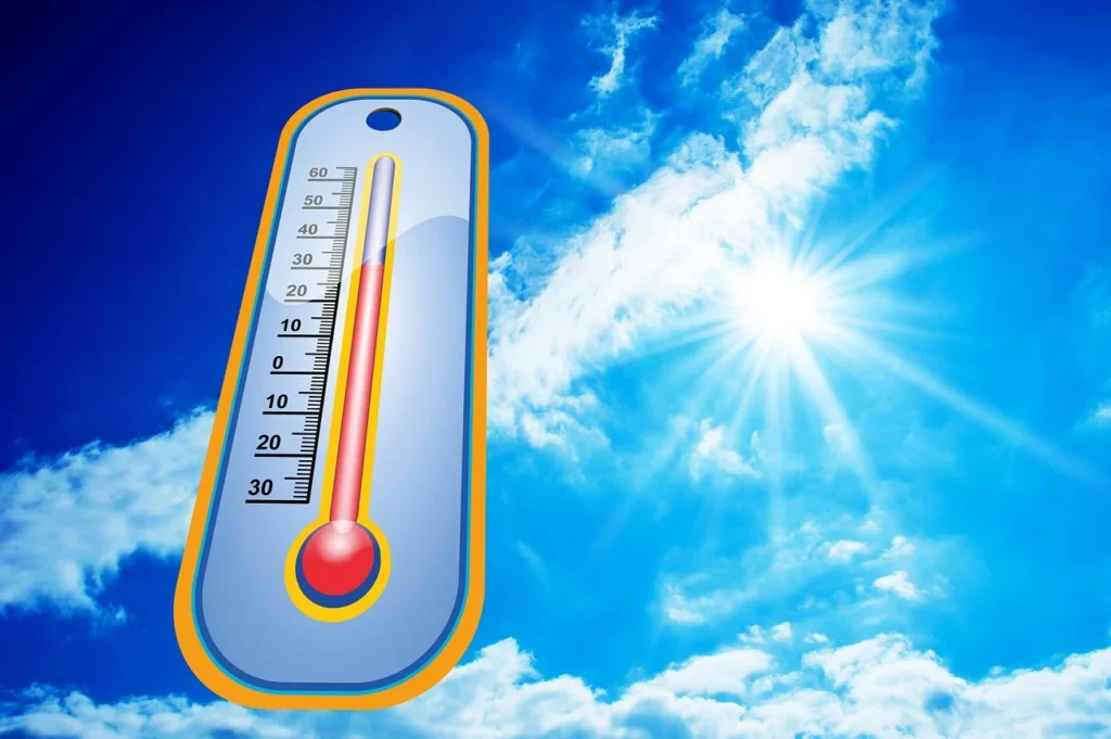 Fim de semana prolongado de Carnaval terá “calor escaldante” e temporais de verão em Imbituba, Garopaba, Laguna e região; confira previsão do tempo