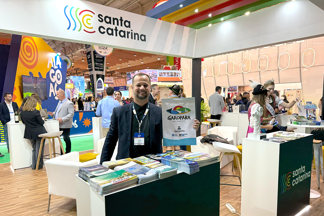 Garopaba fortalece presença no turismo internacional em evento de Portugal