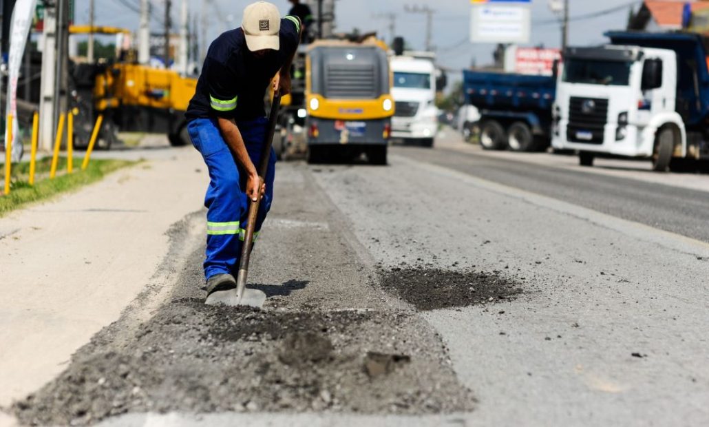 Recuperação da SC-434 avança e obras da Prefeitura de Garopaba chegam ao bairro Campo Duna