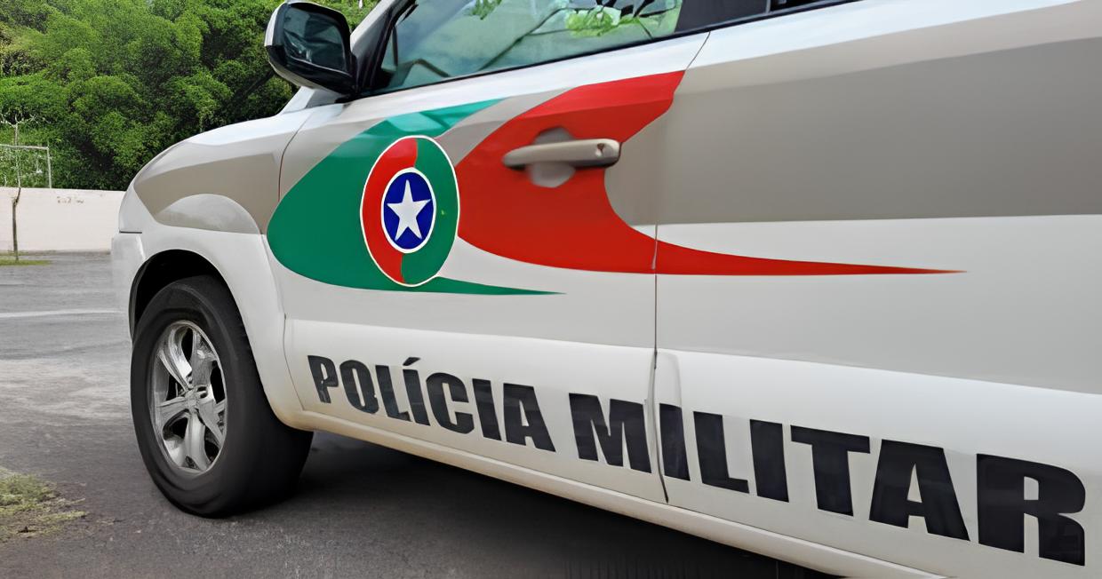 Polícia Militar de Laguna prende suspeito de tráfico de drogas nesta terça-feira (3)