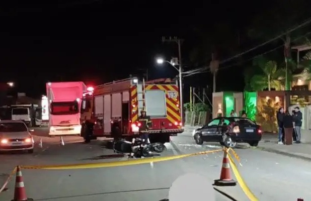 Empresário morre em grave acidente de moto em Tubarão quando retornava de viagem à Serra com a esposa