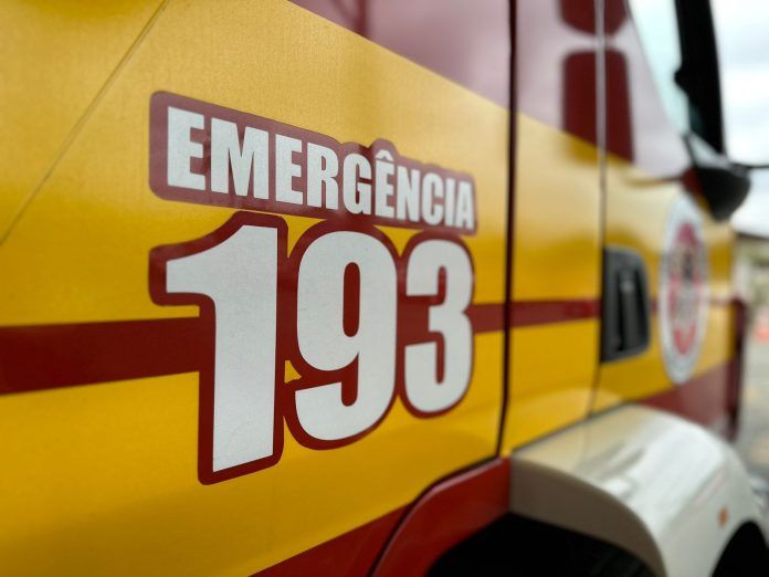 ACIDENTE DE TRABALHO: Mulher sofre queda de 2 metros e fica ferida em Imbituba