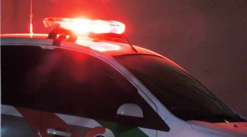 Polícia Militar identifica e prende dois homens com mandados em Imbituba