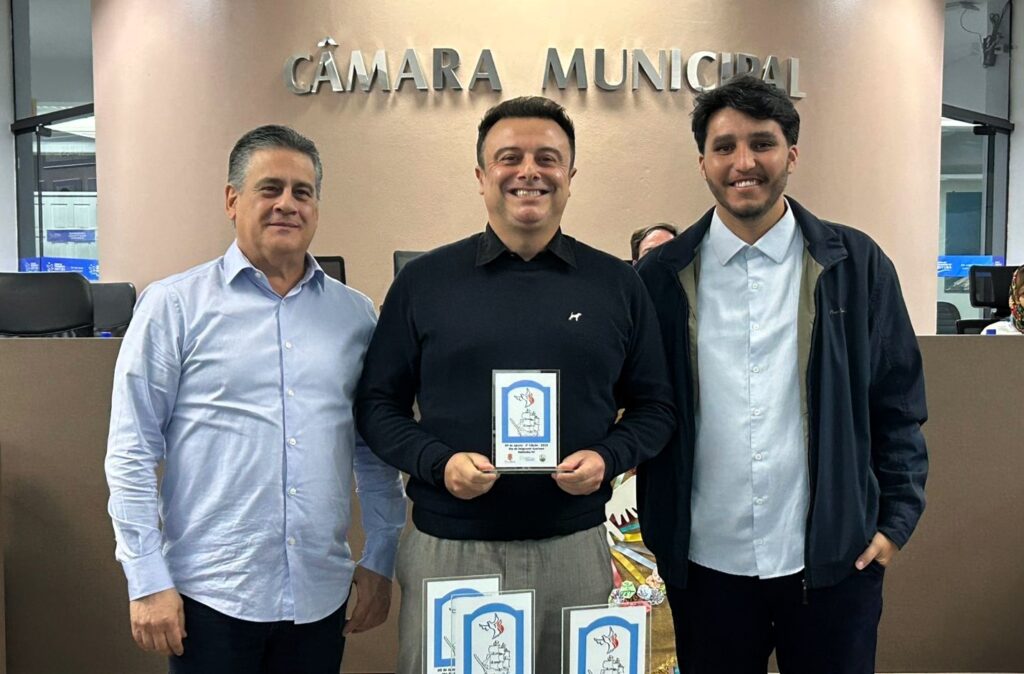 RECONHECIMENTOS: Portal AHora e outras empresas de Imbituba recebem Troféu Imigrante Açoriano em sessão solene na Câmara