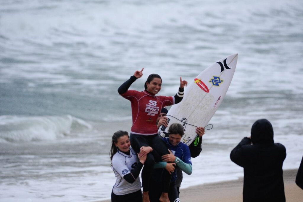 Yuri Gabryel e Tainá Hinckel dominam o Silverbay Pro 2025 praia do Silveira, em Garopaba