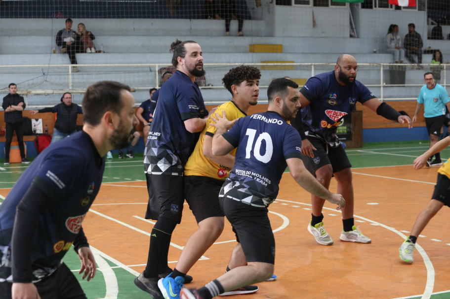IMBITUBA: Grandes disputas marcam o início da 1ª Copa Intermunicipal de Handebol