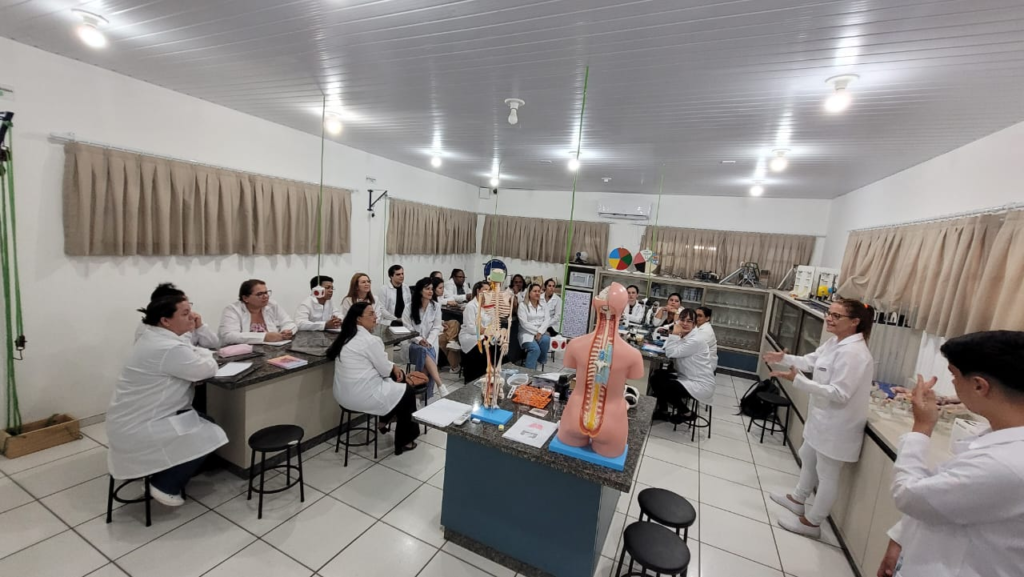 Formação continuada fortalece práticas inovadoras no ensino de Ciências em Imbituba