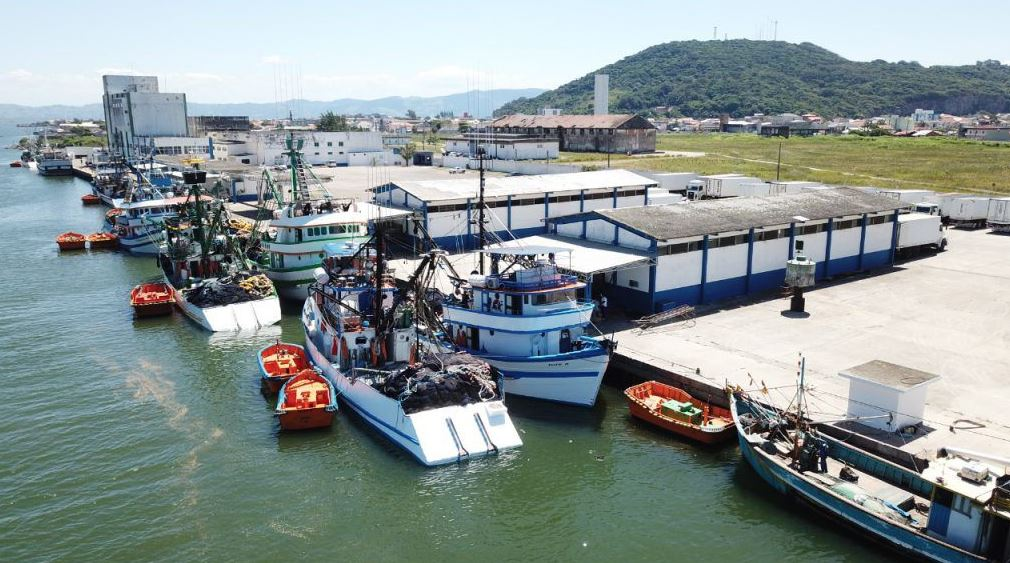 Porto de Laguna passa a ser administrado pela SCPar de Imbituba após acordo entre governos estadual e federal