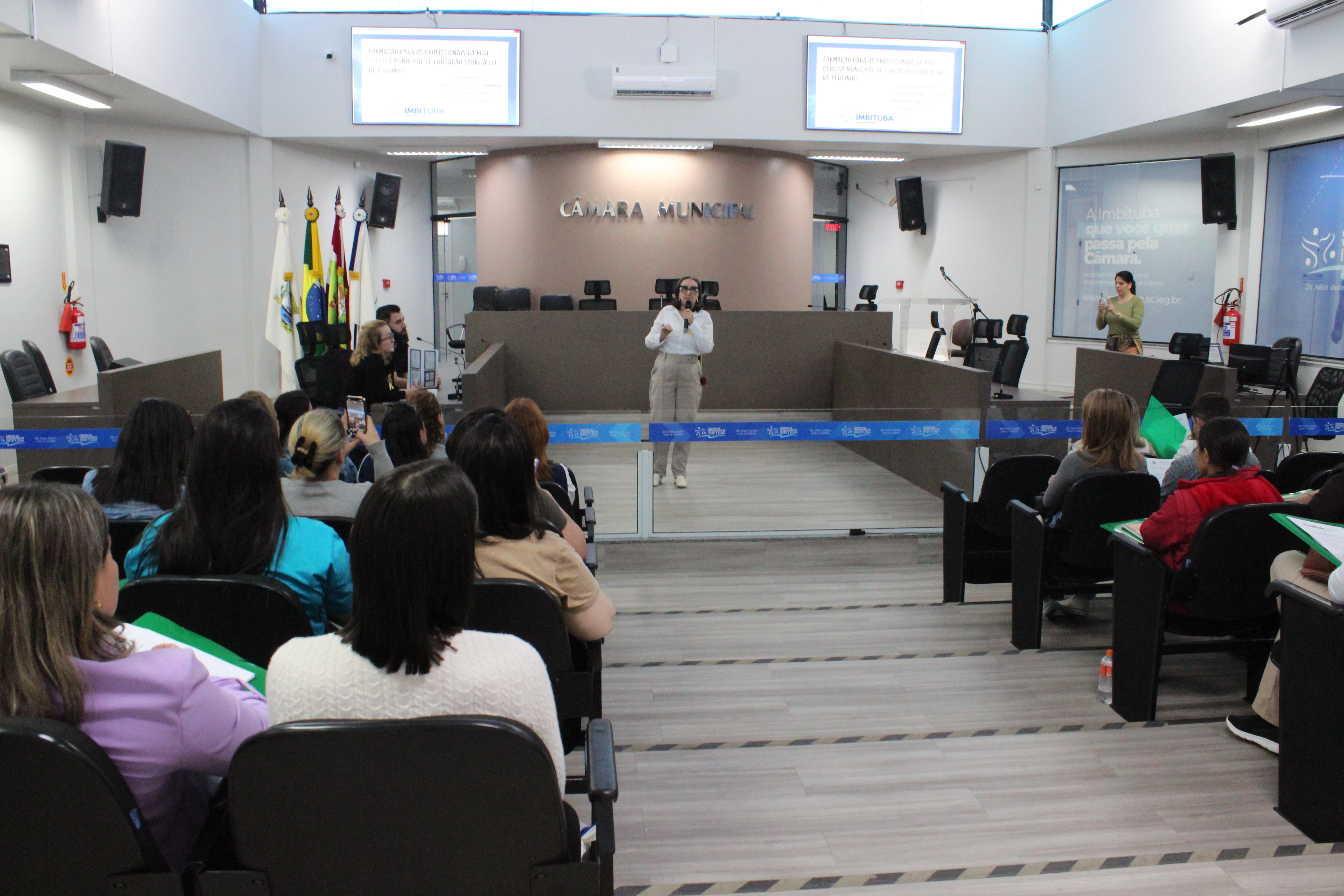 Imbituba promove ações educativas na Semana Municipal de Conscientização sobre o Uso Seguro da Internet