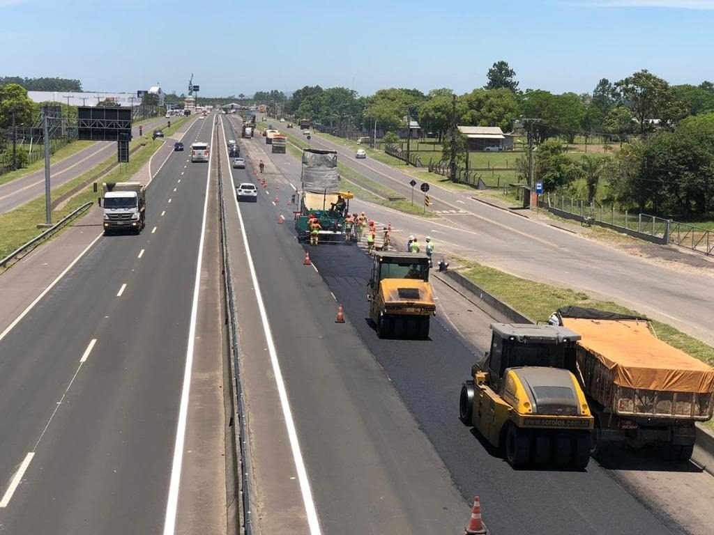 Interdições parciais em trechos da BR-101 estão marcadas para ocorrerem nesta semana na região de Imbituba, Paulo Lopes e Tubarão