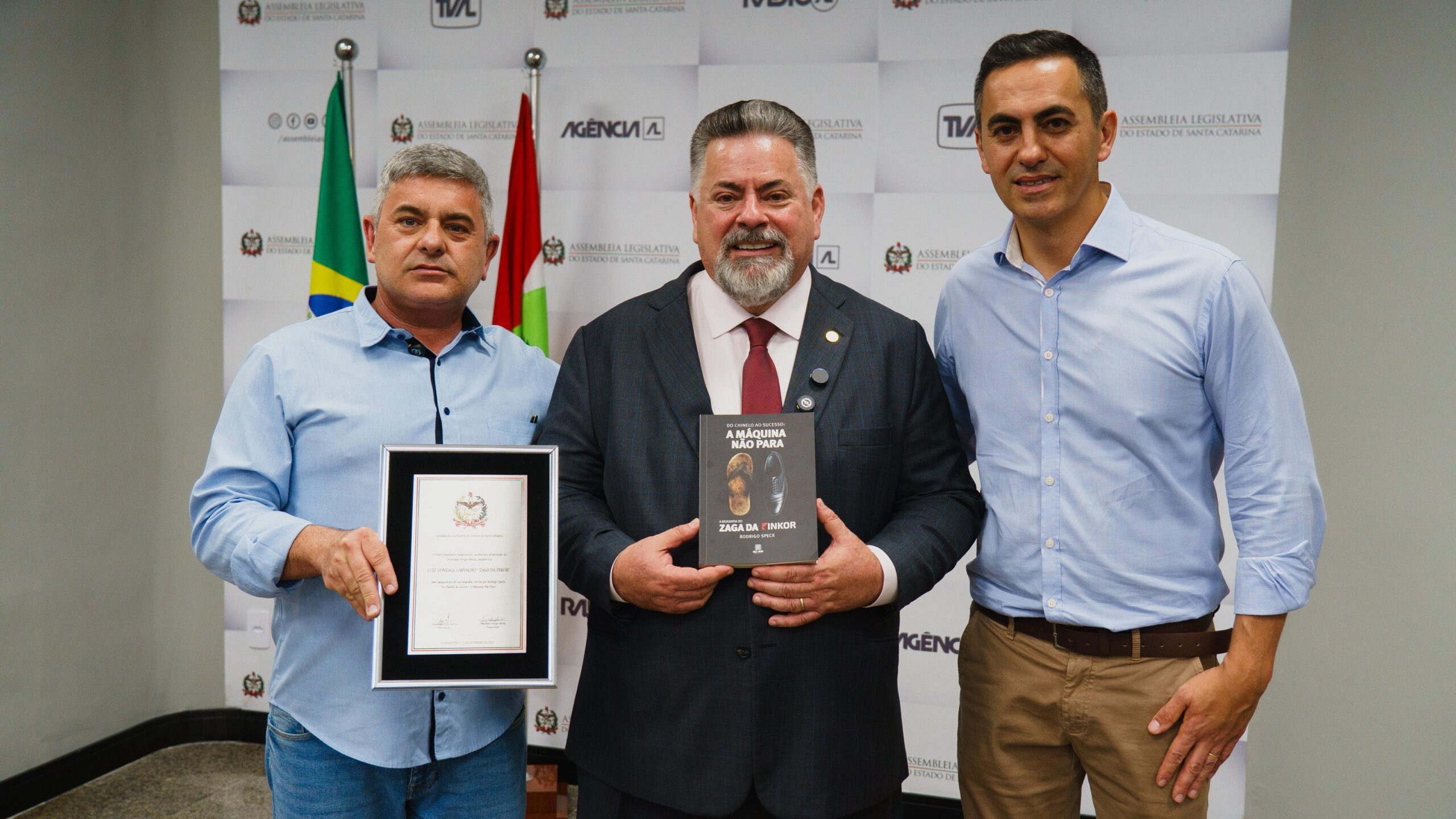 Biografia de Zaga da INKOR recebe moção de reconhecimento na Assembleia Legislativa de Santa Catarina