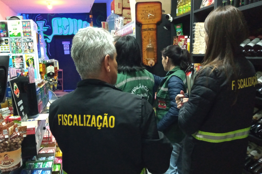 Procon de Imbituba realiza fiscalização em lojas de conveniência