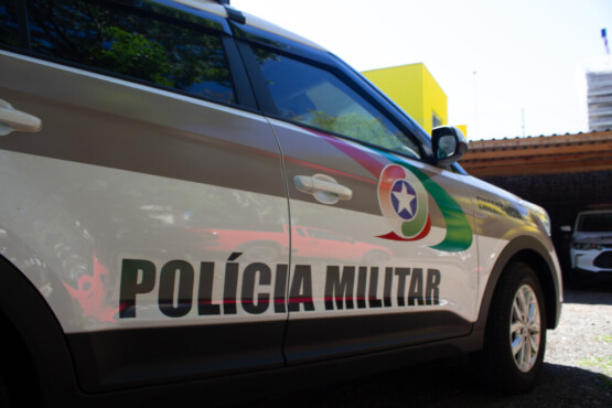 Em Imbituba, assaltante usa parafusadeira para simular arma em tentativa de roubo em pleno dia a conveniência de posto