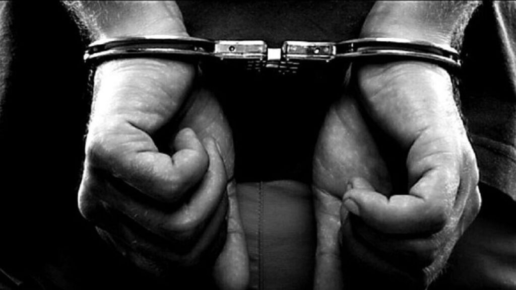 homem preso cocaína
