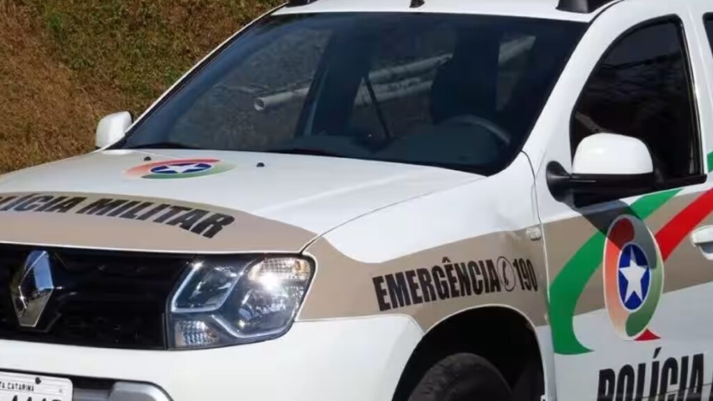 Três homens presos por tráfico de drogas