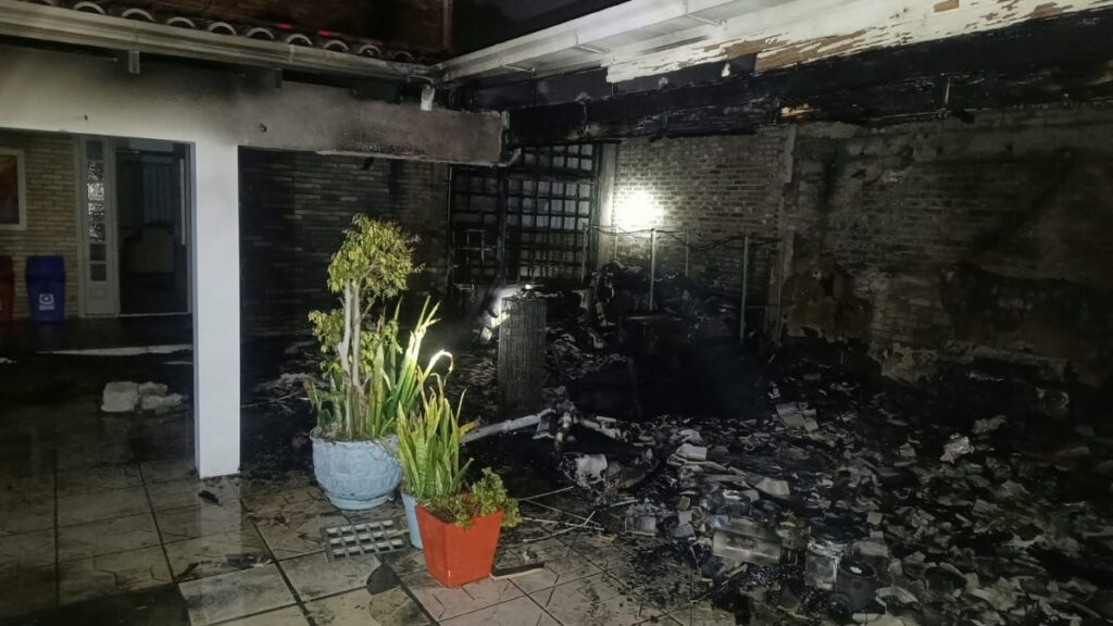incêndio em residência em Garopaba