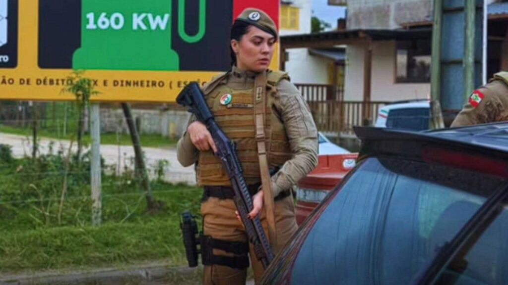 policiais militares temporários em Imbituba (1)